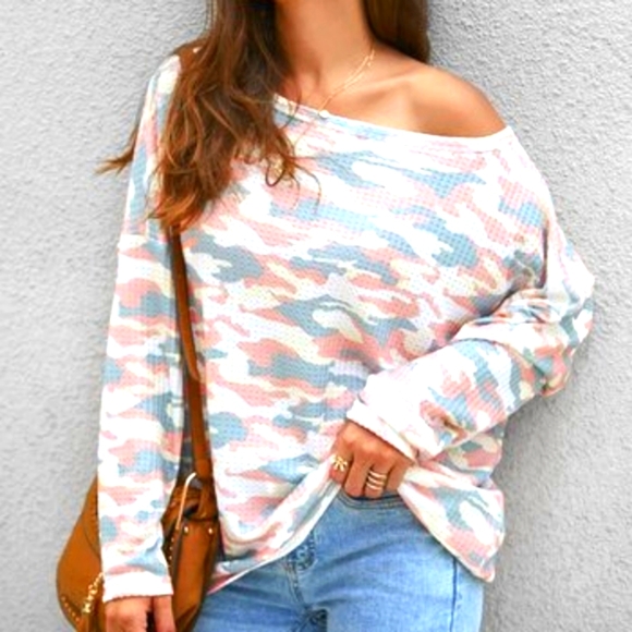 Gaovot Tops - Gaovot Oversized WaffleKnit OffShoulder Pink Camo shirt blouse New w/ tag.